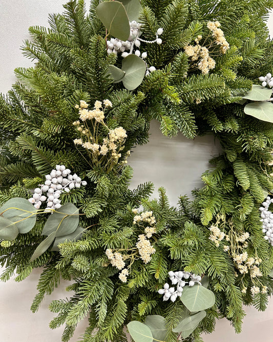 Fresh Evergreens Pearly Berry Wreath