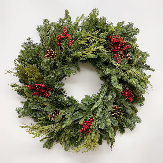 Fresh Evergreens Classic Winter Wreath