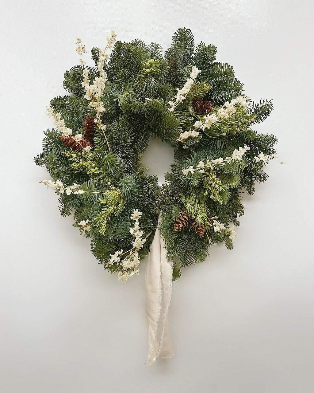 Fresh Evergreens Ivory Fir Wreath