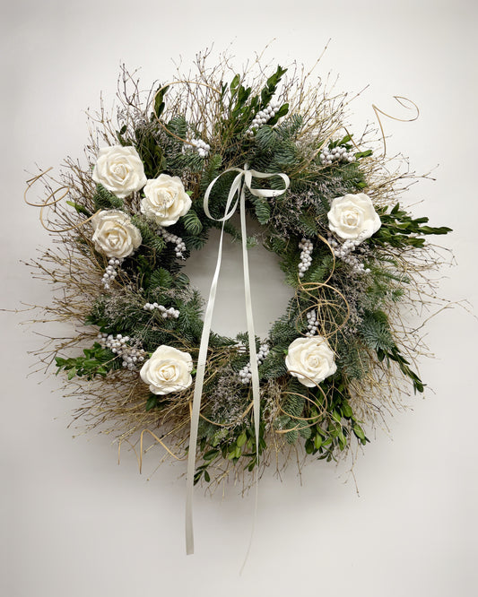 Fresh Evergreens Winter’s Love Wreath