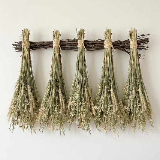 Dried Greenacres Oat Bundle Birch Hanger