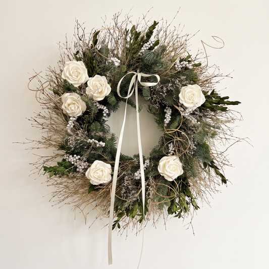 Fresh Evergreens Winter’s Love Wreath