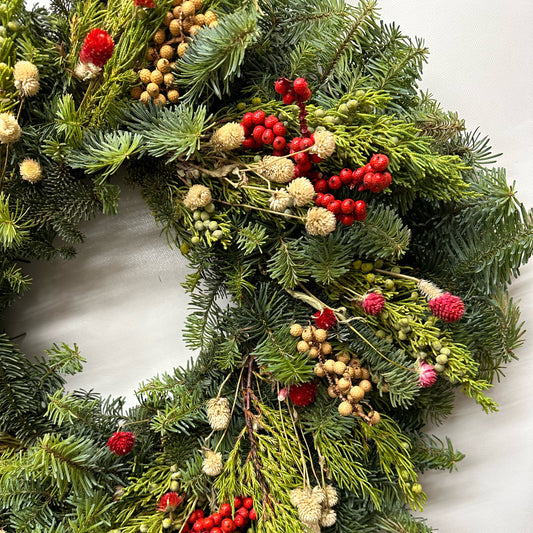 Fresh Evergreens Merry Berry Wreath
