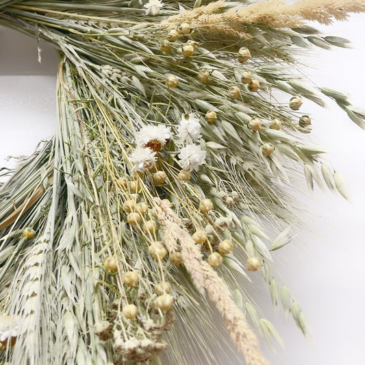Dried Delicate Grasses Wreath