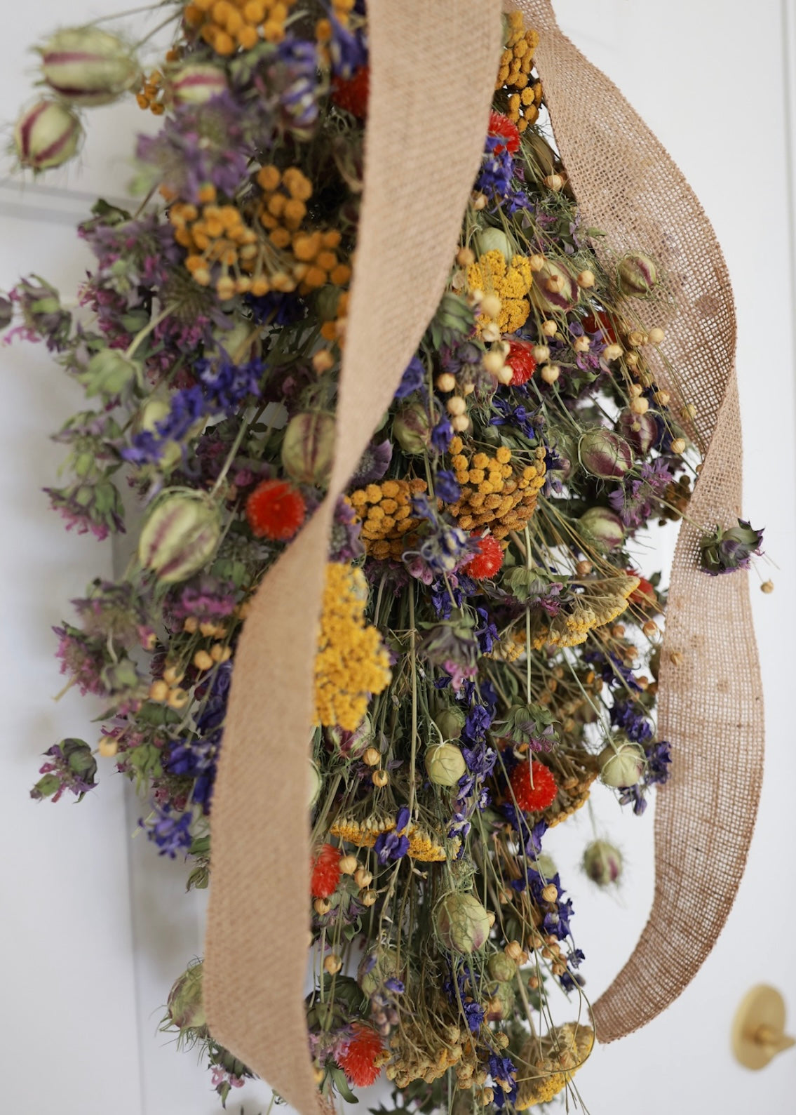 Dried Swedish Everlasting Summer Door Greeter Swag