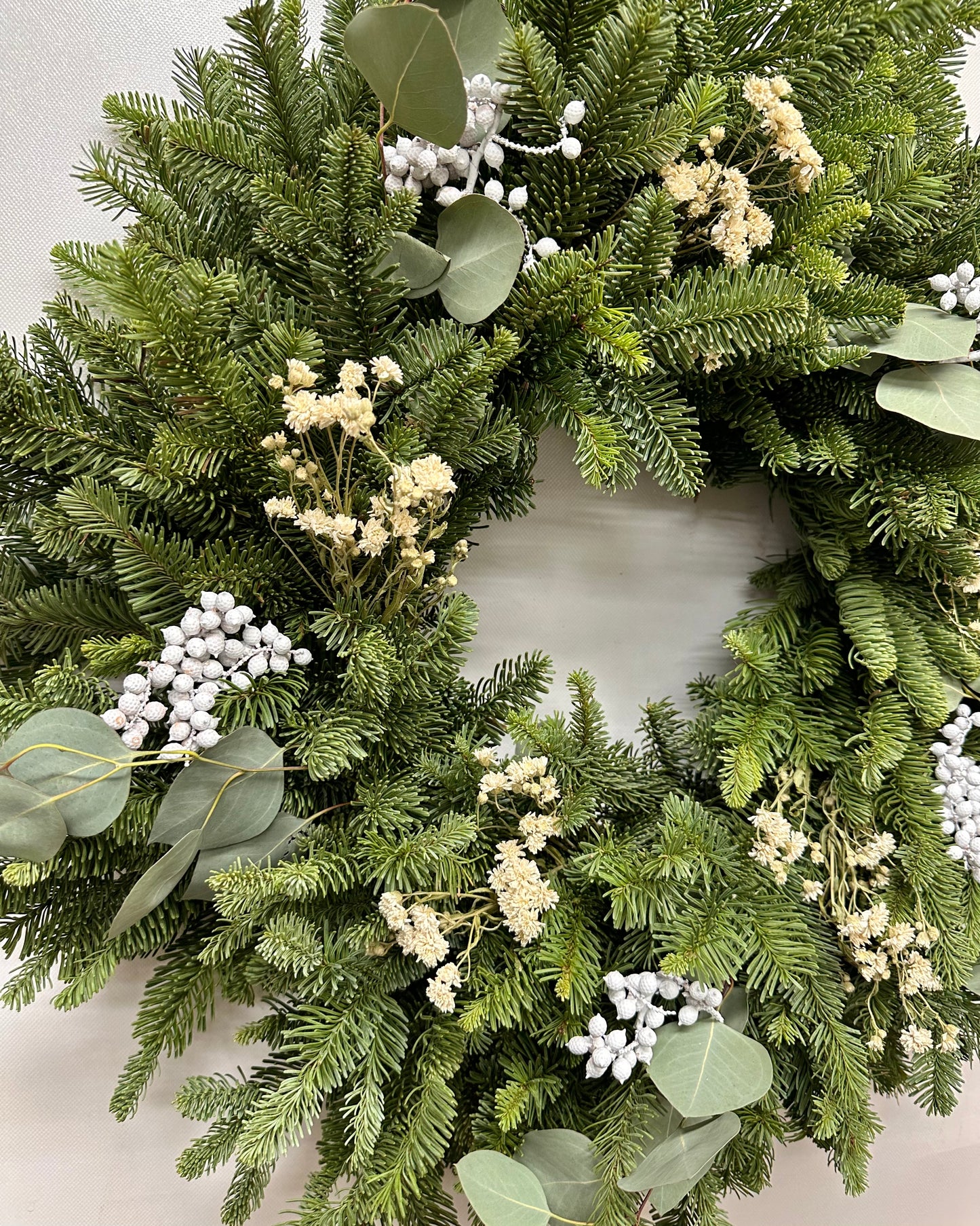 Fresh Evergreens Pearly Berry Wreath