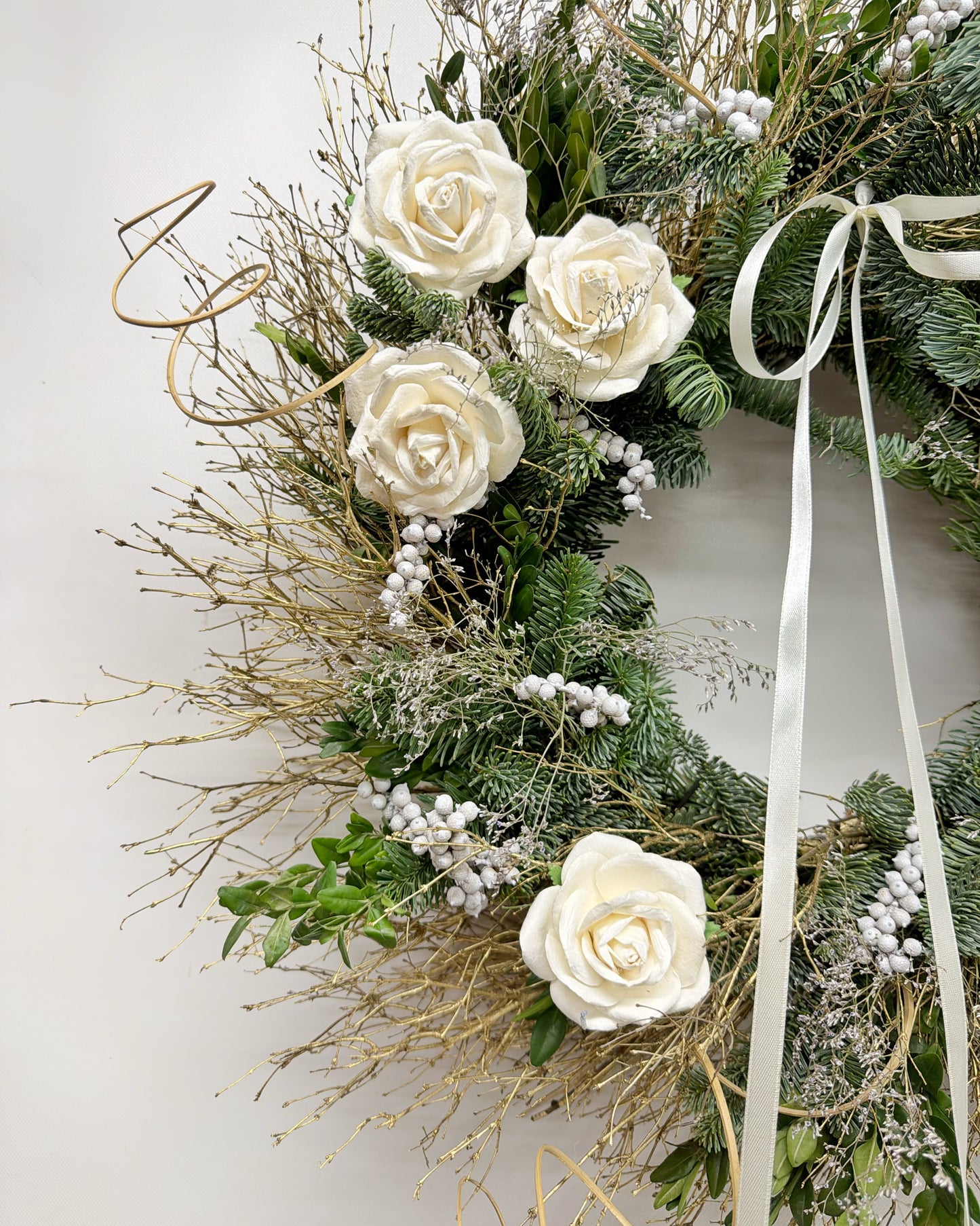 Fresh Evergreens Winter’s Love Wreath