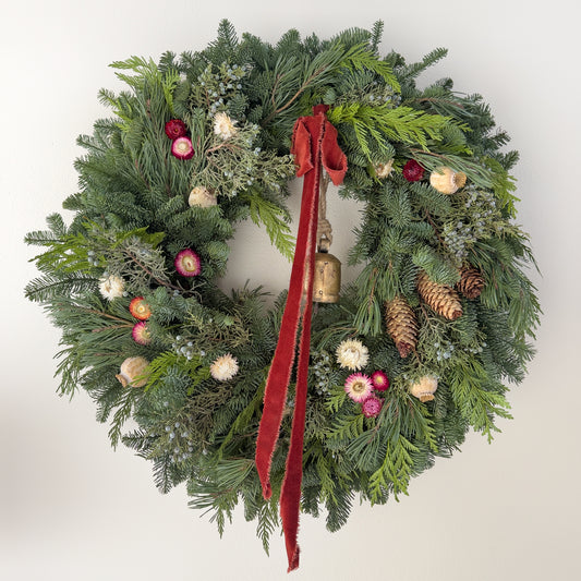 Fresh Evergreens Garden Elan Wreath
