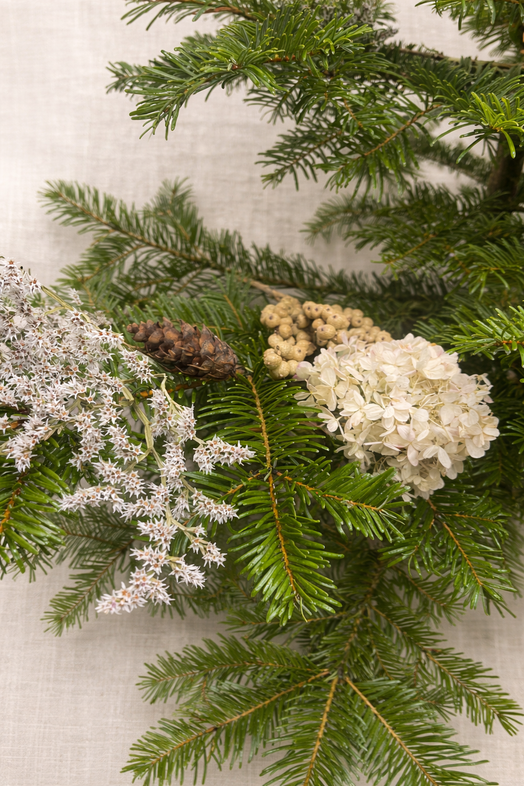 Dried Neutral Florals Decorating Box DIY Kit