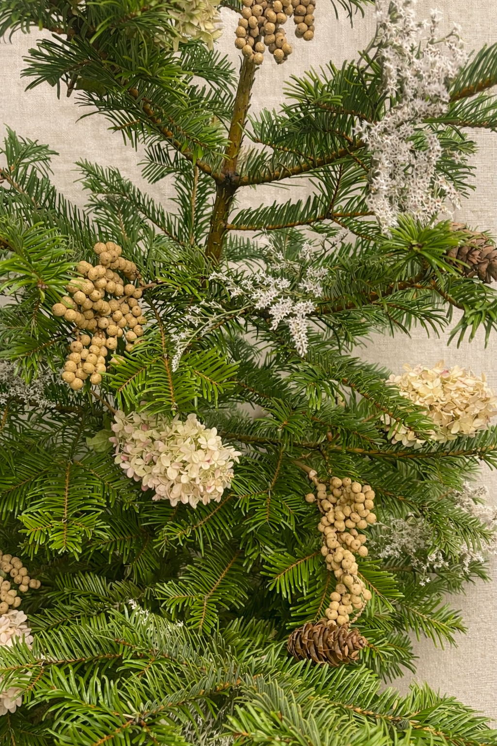 Dried Neutral Florals Decorating Box DIY Kit