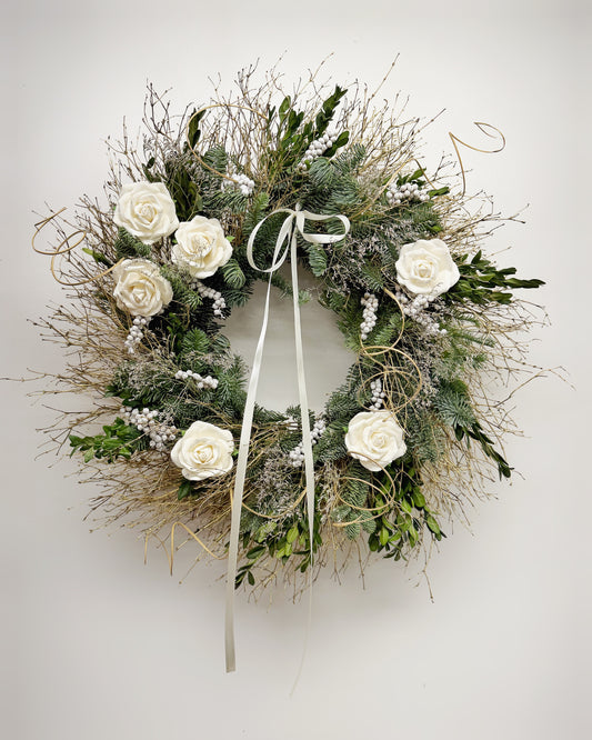 Fresh Evergreens Winter’s Love Wreath