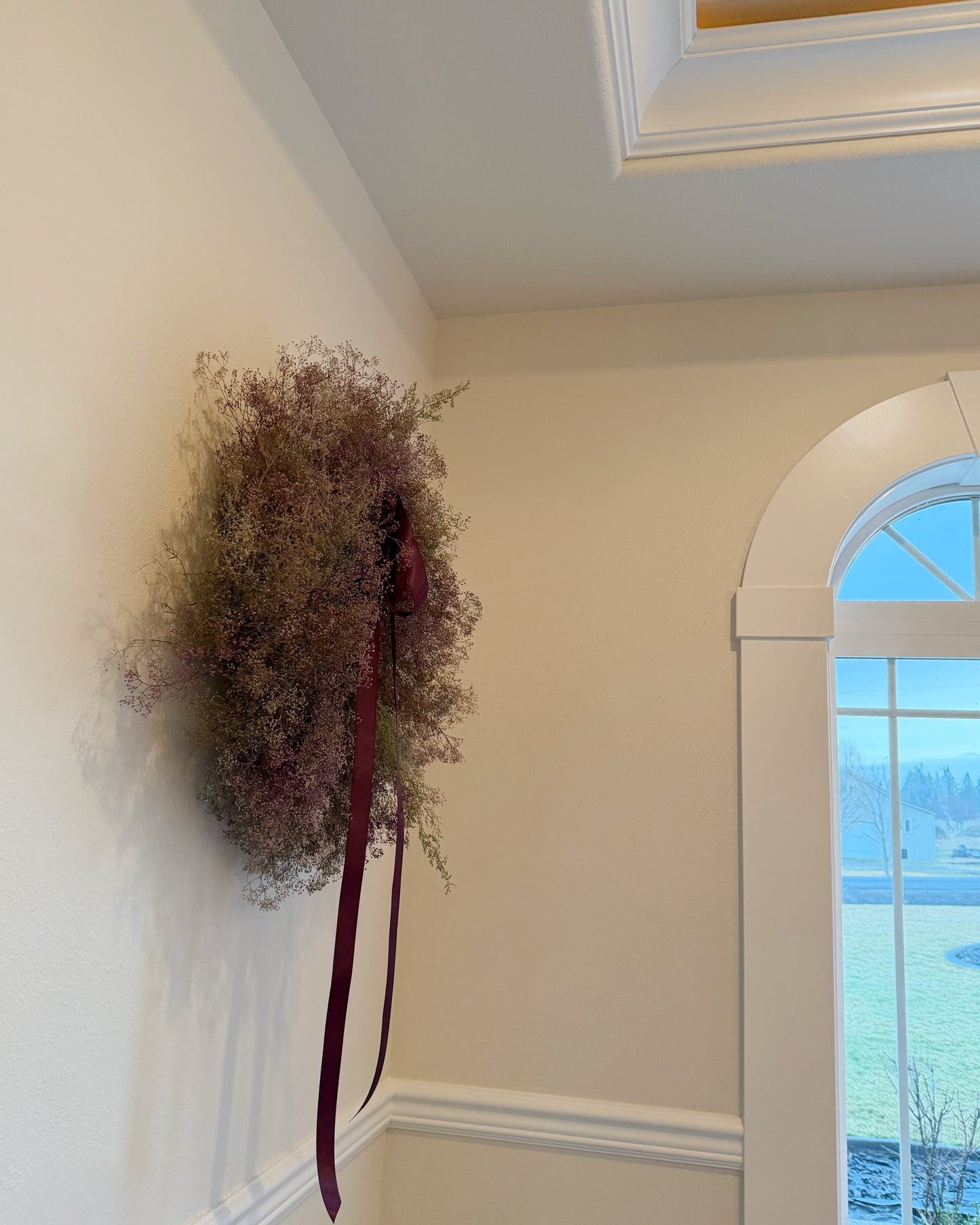 Dried Satin Mist Wreath