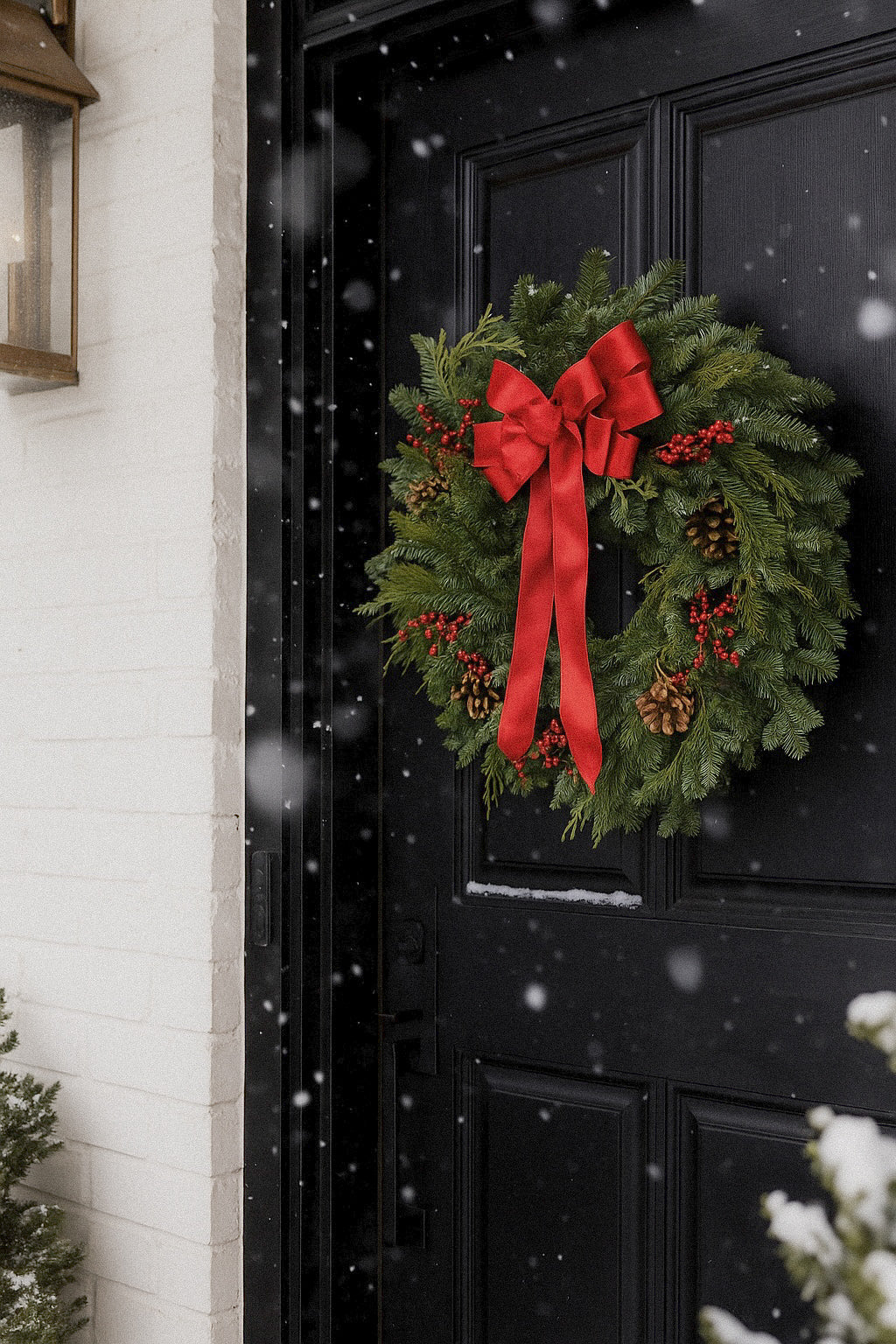 Fresh Evergreens Scarlet Holiday Wreath