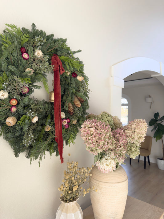 Fresh Evergreens Garden Elan Wreath