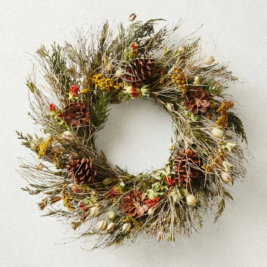 Dried Golden Frontier Wreath